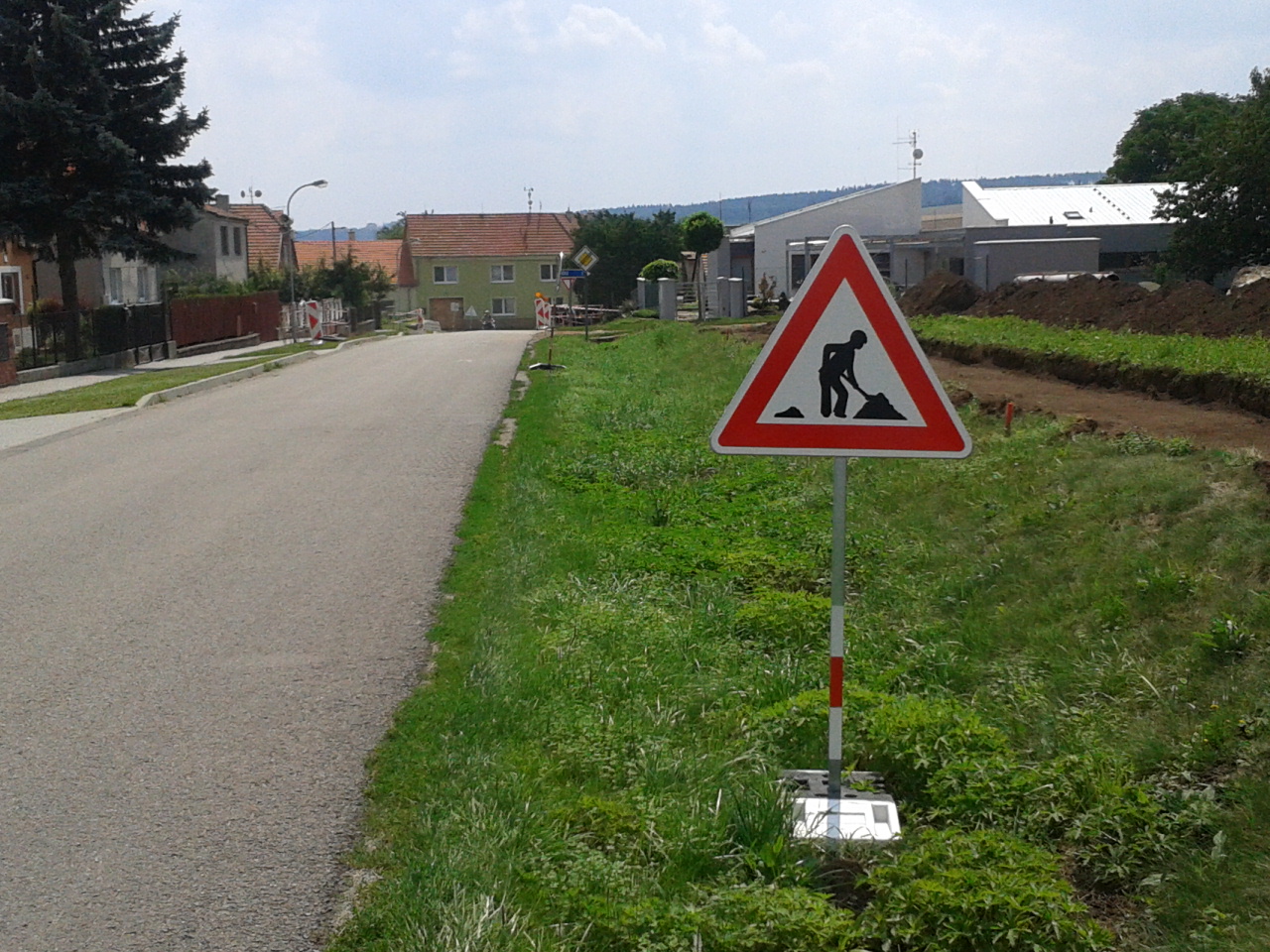 INFRASTUKTURA PRO RODINNĚ DOMY – SELOUTKY