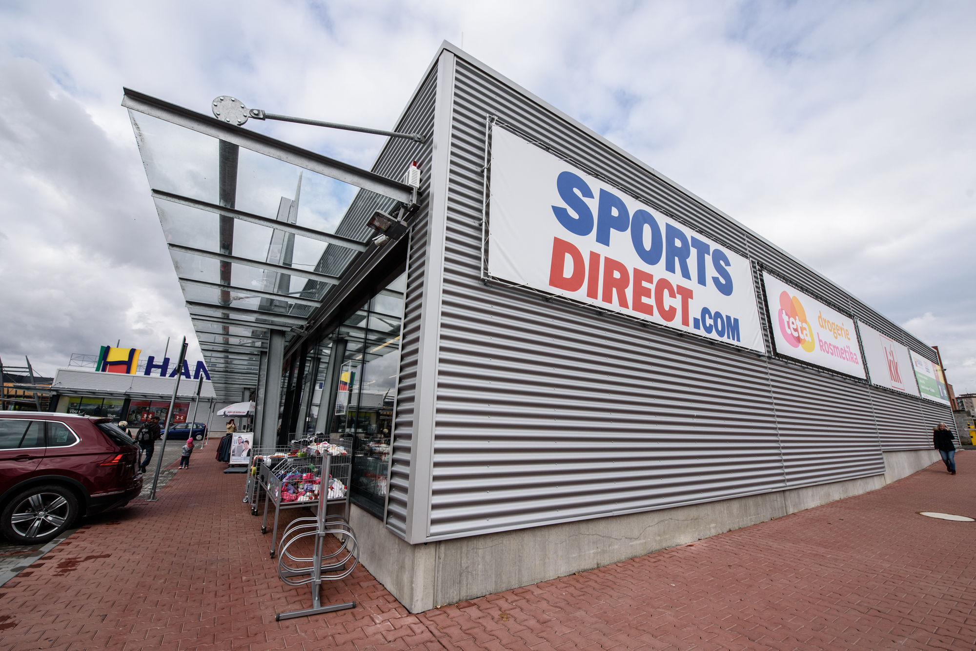 ROZŠÍŘENÍ OBCHODNÍHO CENTRA HANÁ V OLOMOUCI