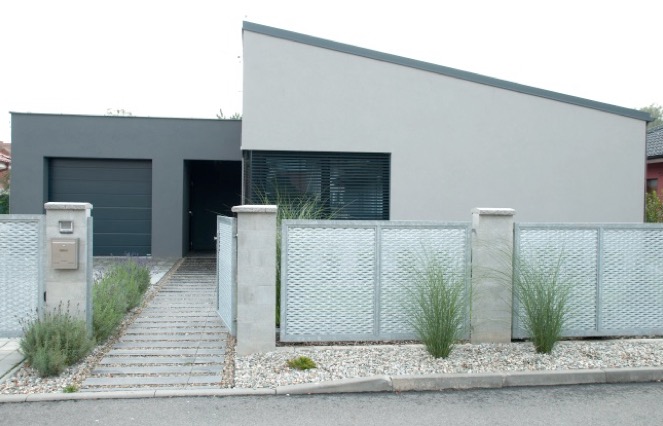 RODINÝ DŮM – BEDIHOŠŤ 1